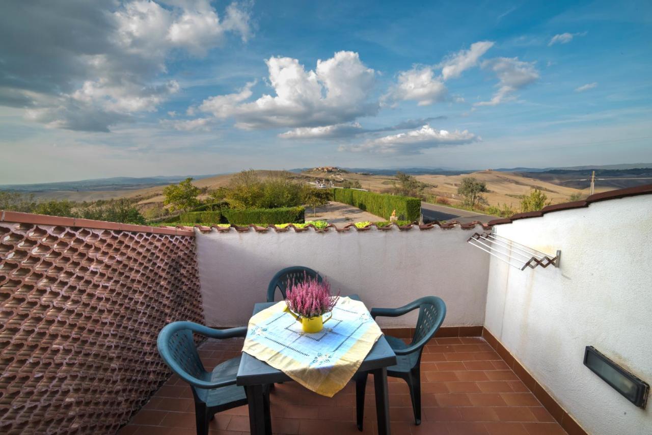 Casa Vacanze Santa Caterina Asciano Exterior foto