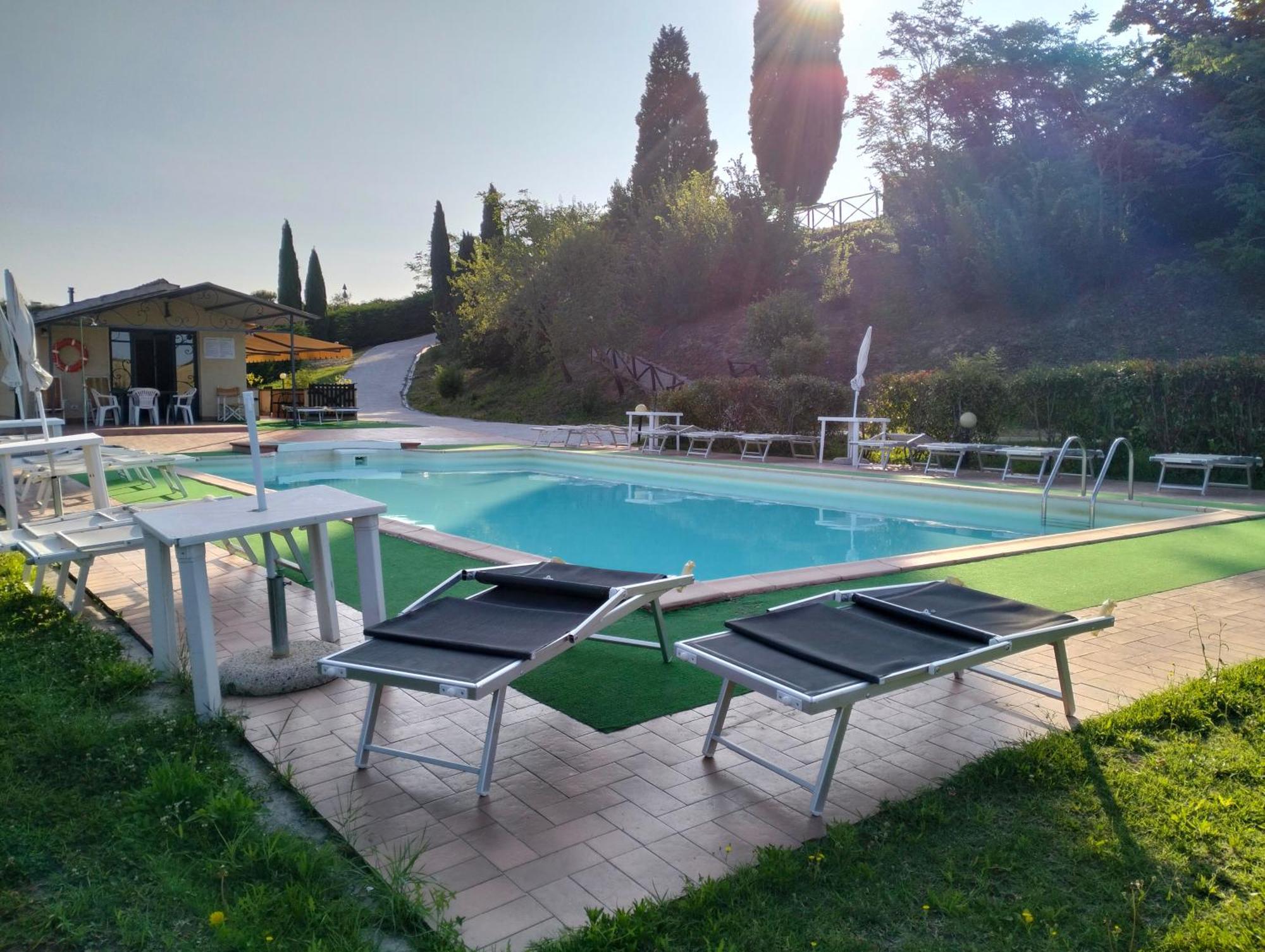 Casa Vacanze Santa Caterina Asciano Exterior foto
