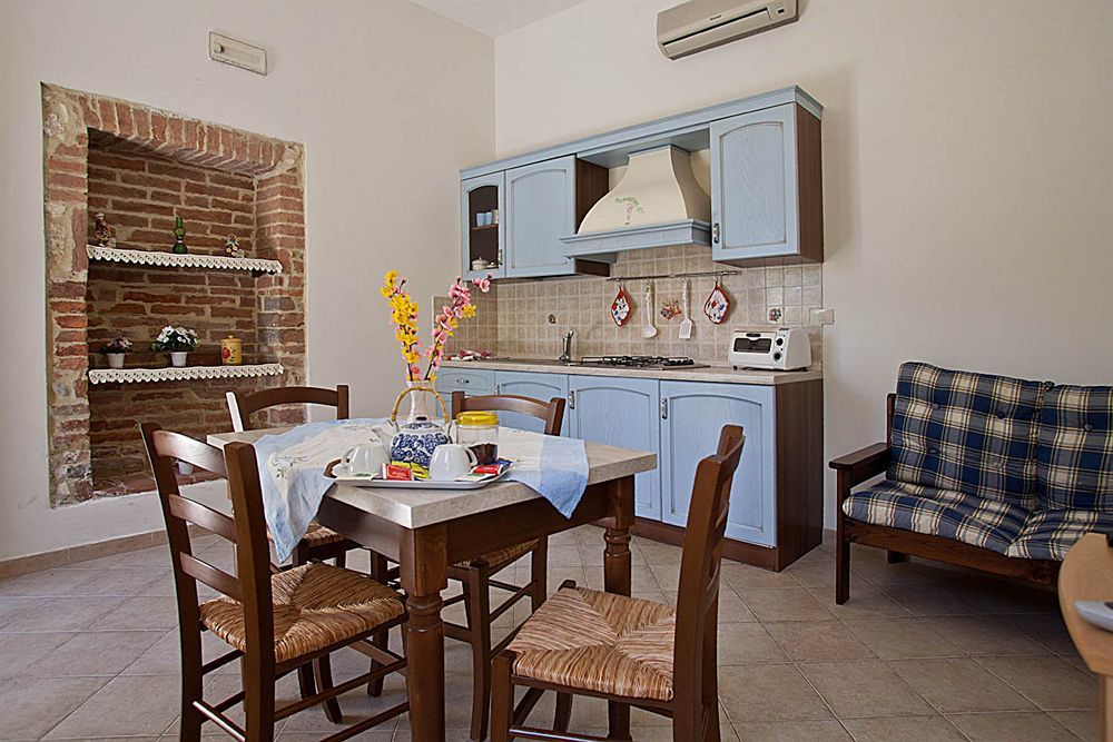 Casa Vacanze Santa Caterina Asciano Exterior foto