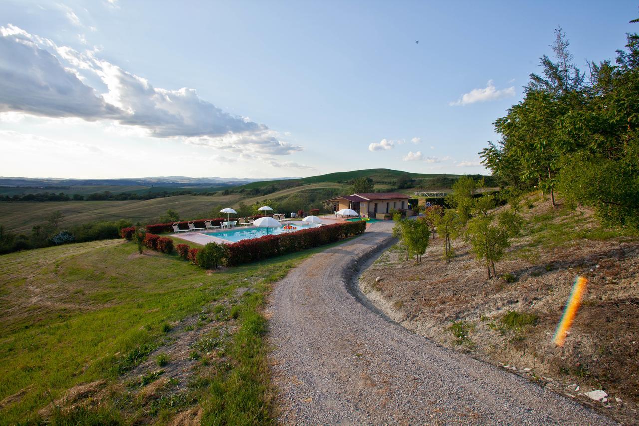Casa Vacanze Santa Caterina Asciano Exterior foto